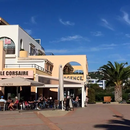 Cosy à Pour 6 Pers., Proche Plage, Clim, Parking Privé - Fr-1-338-342 *